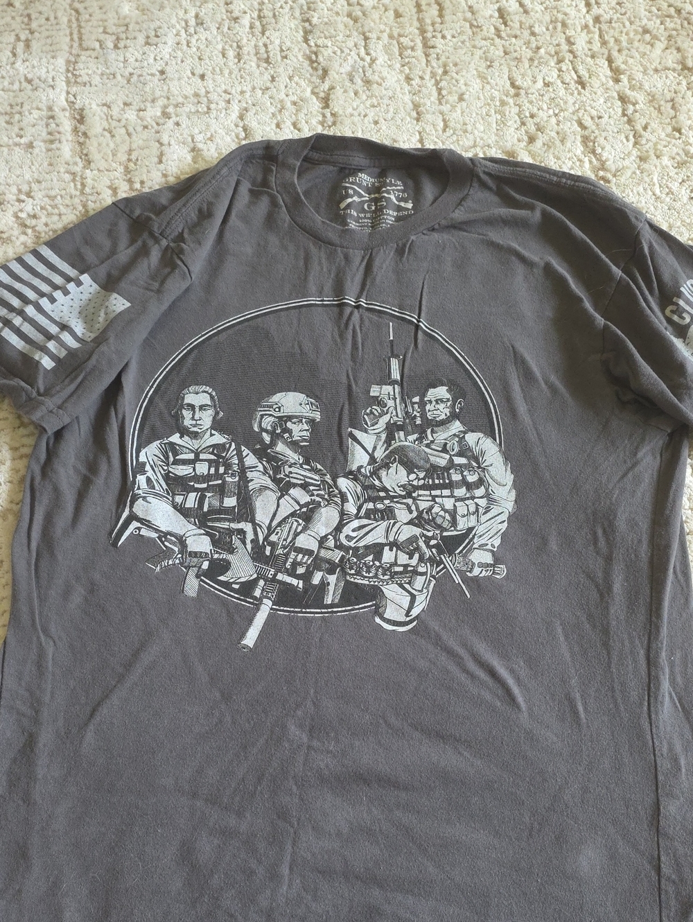 Men's Gray Grunt Style Graphic Tactical Crew Neck T-Shirt